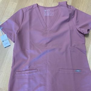 FIGS Casma™ - Three-Pocket Scrub Top - S / Mineral Mauve